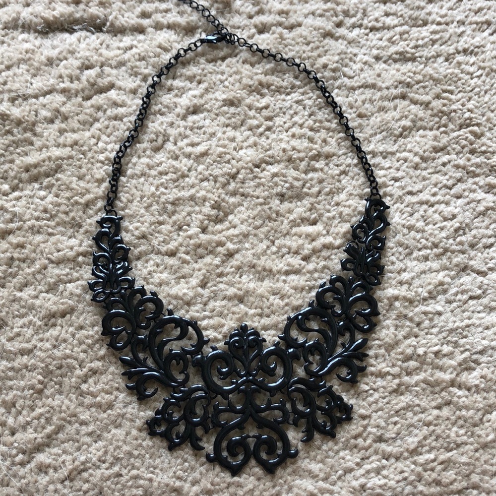 Black necklace!